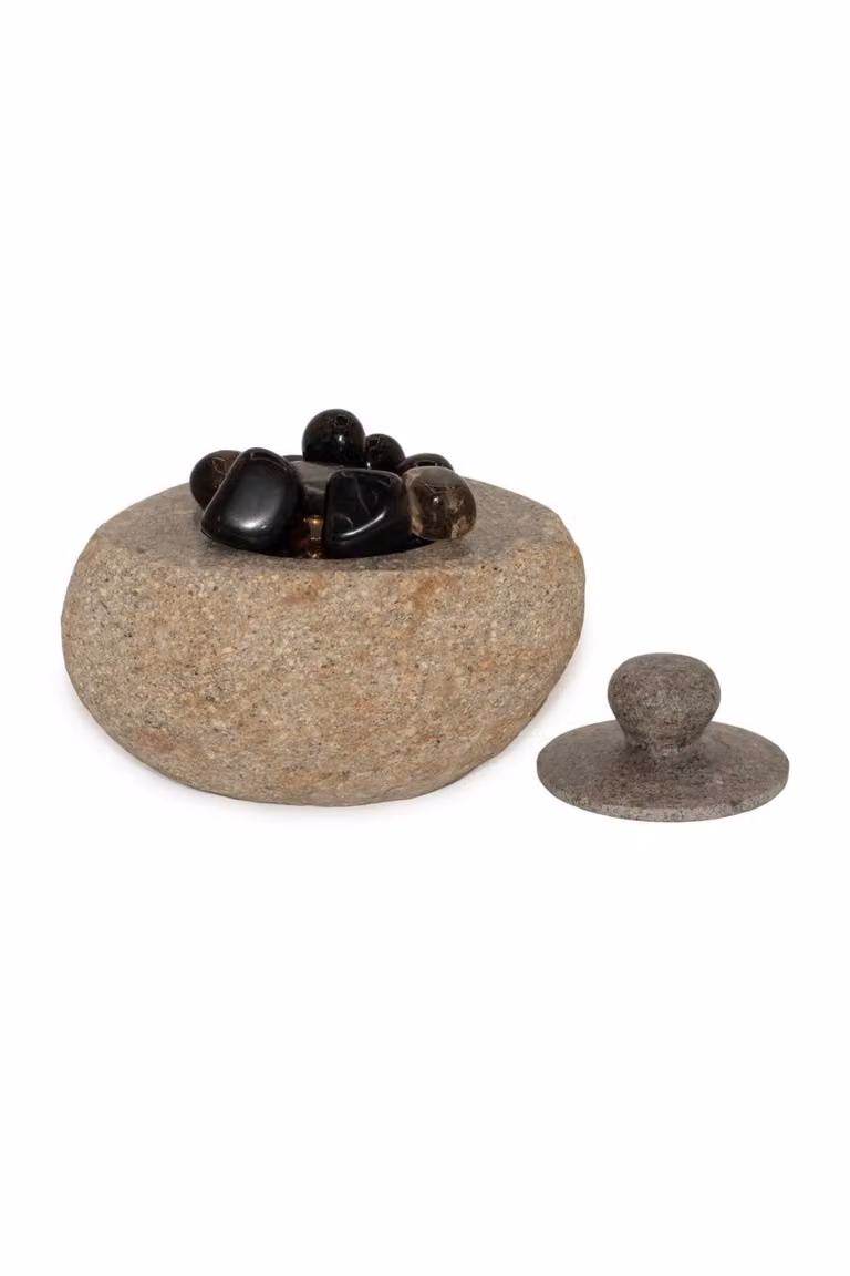 KDMD Large Natural Riverstone Grounding Bowl with Lid in Brown, W/D/H: 15.0 x 15.0 x 12.0 cm