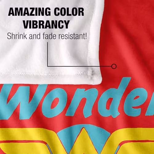 Warner Bros. DC Wonder Woman Silky Touch Super Soft Fleece Throw Blanket, Multicolour – 3