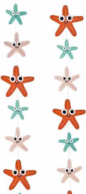 Club Green Multicolour Starfish and Star Paper Hanging Decoration, 4m