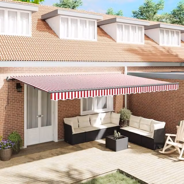 Berkfield Home Manual Retractable Wall-Mounted Awning, Red and White Striped, W: 500 cm, D: 300 cm