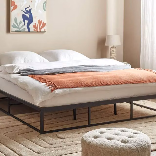 Wyld and Coco Evermore Metal Bed in Black, Industrial Style, W/D/H: 200 x 186 x 30 cm