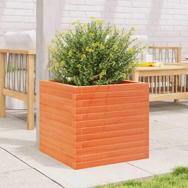 Berkfield Home Decorative Garden Planter in Burnt Orange and Brown, Solid Wood, W/D/H: 50 x 50 x 45.5 cm – 1