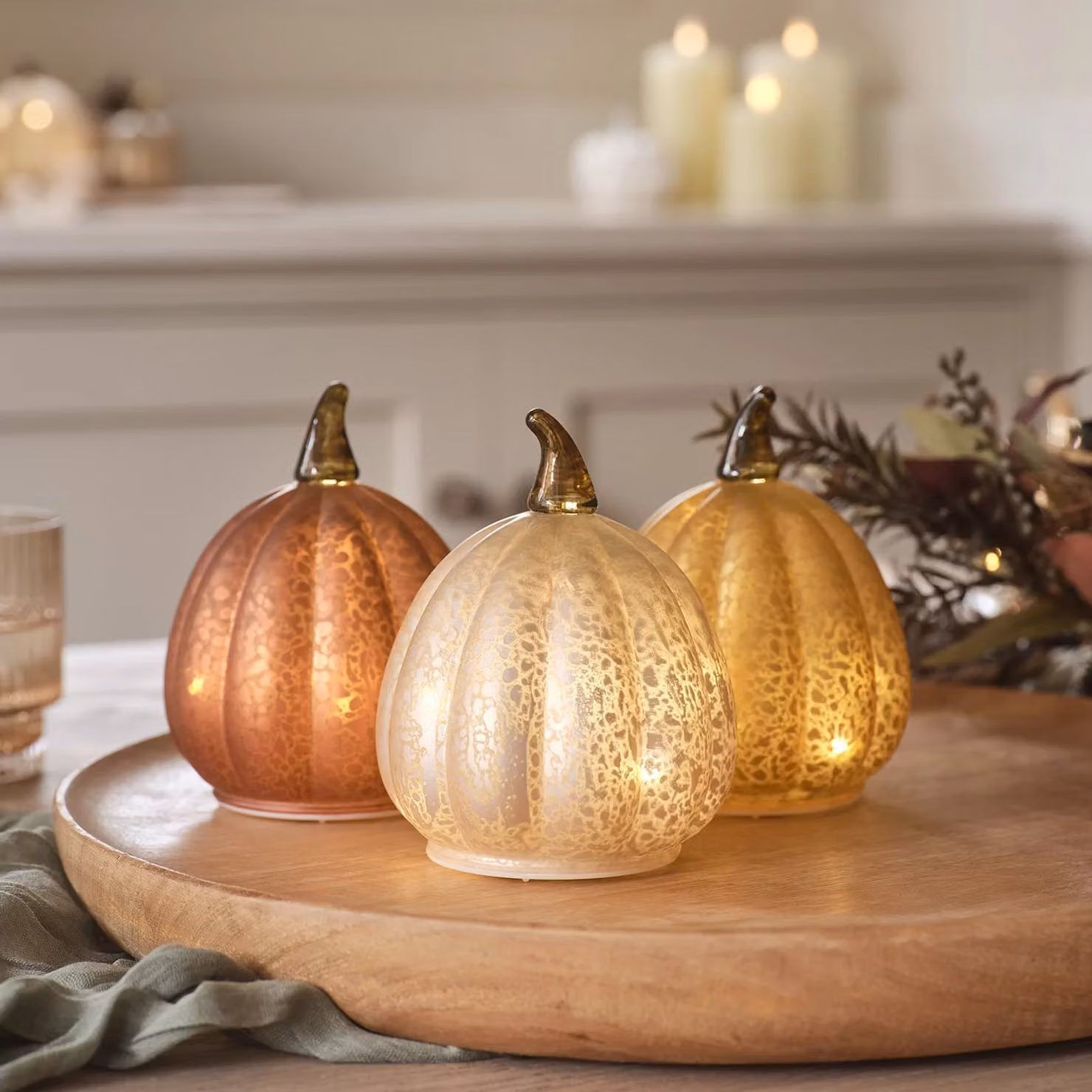 Lights4fun Set of 3 Mottled Glass Decorative LED Pumpkin Lights in Orange and White for Halloween and Autumn Tabletop Decoration – 1