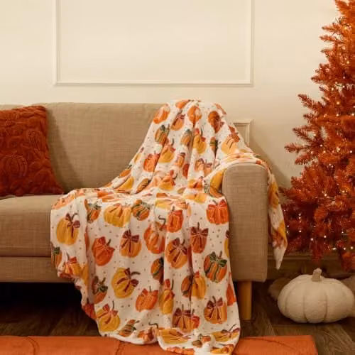OHS Autumn Pumpkin Bow Flannel Fleece Throw Blanket in Cream, W/D/H: 125 x 150 cm – 1