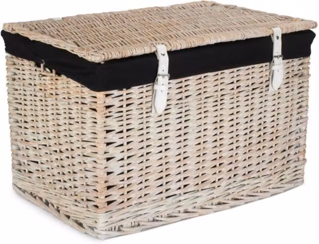 Red Hamper White Wash Picnic Basket with Black Cotton Lining – 1