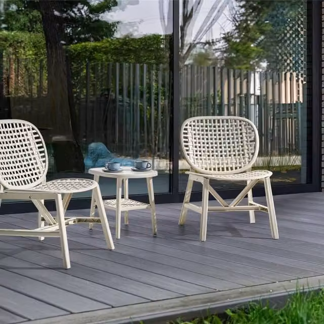 Wyld and Coco Off-White Bistro Set with 2 Low Chairs and Table in Matt White Plastic – 1