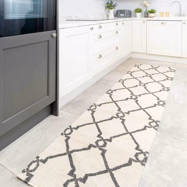 The Rug House Geometric Woven Jute Area Rug in Beige and White, W/D: 240 x 60 cm