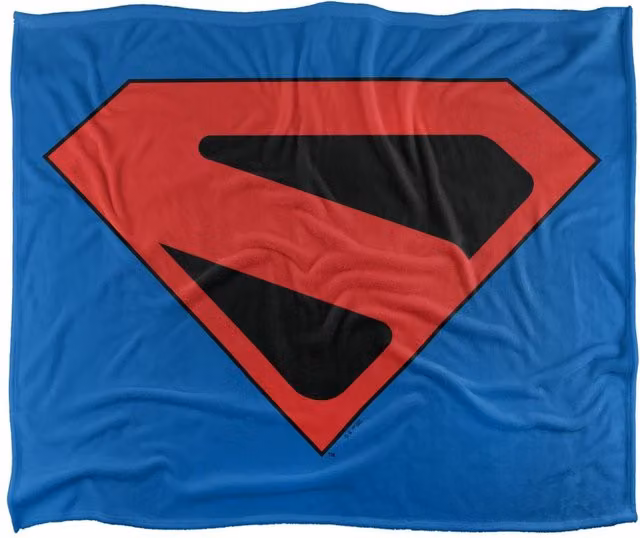 Warner Bros. Superman Shield 1996 Super Soft Fleece Throw Blanket, Multicolour, W: 91.44 cm x D: 91.44 cm x H: 147 cm – 4