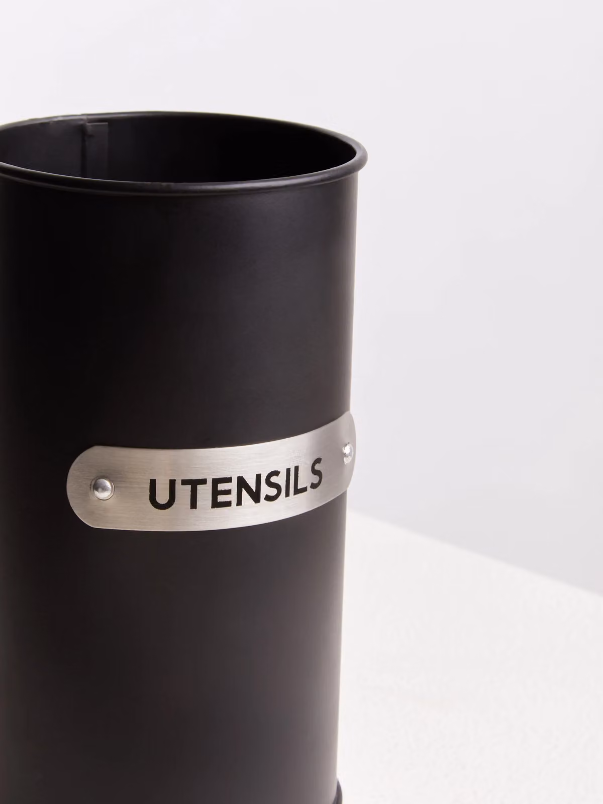 Orsina Black Enamel Freestanding Utensil Holder – 6