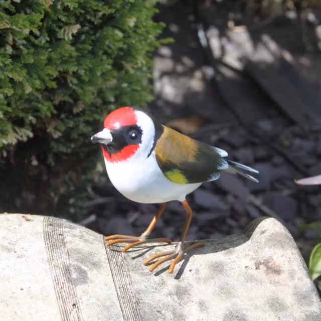 Betley Butterfly Metal Goldfinch Garden Ornament in Brown and Multicolour