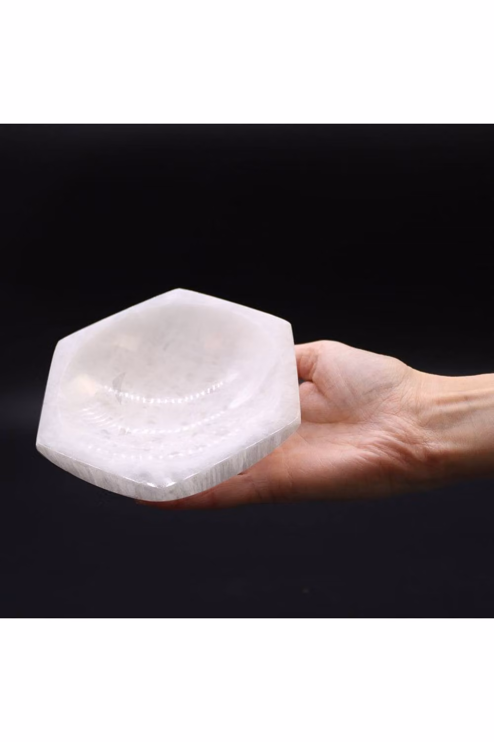 KDMD White Selenite Hexagonal Stone Bowl for Crystal, Jewellery and Decor Storage, Diameter: 15 cm – 3