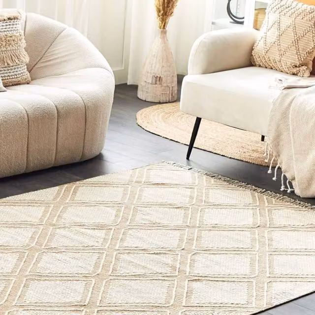 Wyld and Coco Handwoven Geometric Cotton and Wool Rug in Beige, W: 140 cm, D: 200 cm