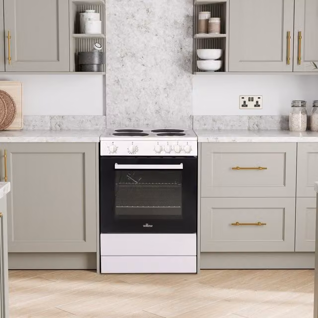 Willow 68L Freestanding Single Cavity Electric Cooker with Solid Plate and Grill, White
