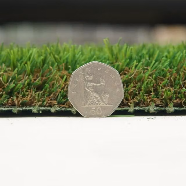 Artificial Grass GB Natural Look 40mm Artificial Grass in Green, W: 400 cm, D: 300 cm – 1