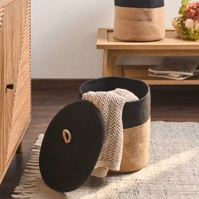 Wyld and Coco Set of 2 Cotton Laundry Baskets with Lids in Black and Beige – 1