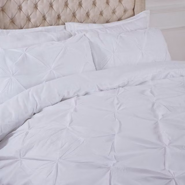 Highams Diamond Pintuck Duvet Cover and Pillowcase Set in White, W: 140 cm, L: 200 cm