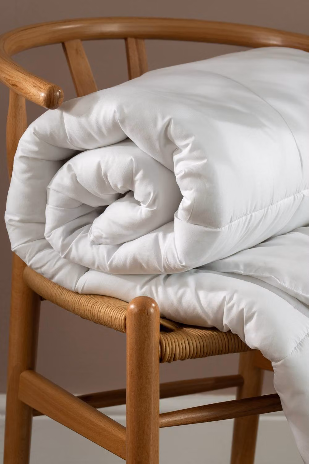 Soak&Sleep EveryNight Essential 9 Tog Allergy Friendly Microfibre Duvet in White – 2