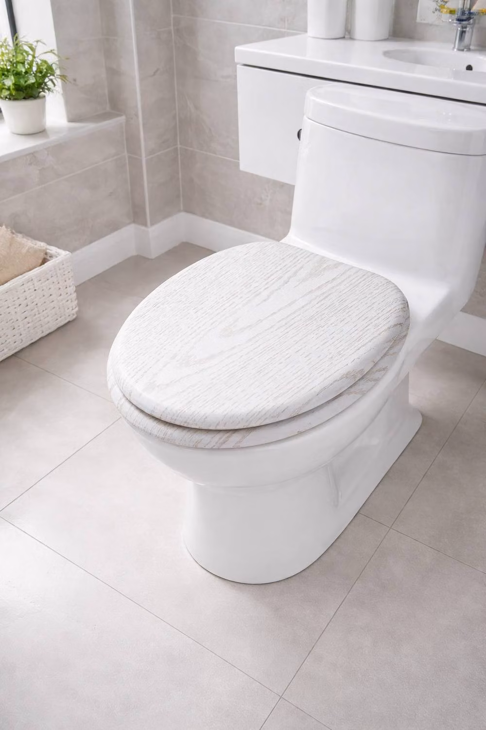 Spot on Dealz White MDF Wood Effect Oval Toilet Seat, 18 Inch – 2