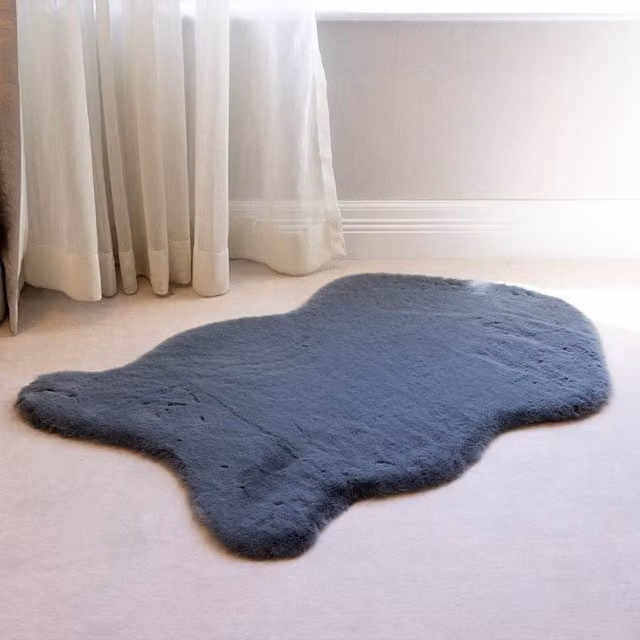 Voltico Super Soft Faux Fur Rug in Grey Anthracite, W/D: 100 x 110 cm