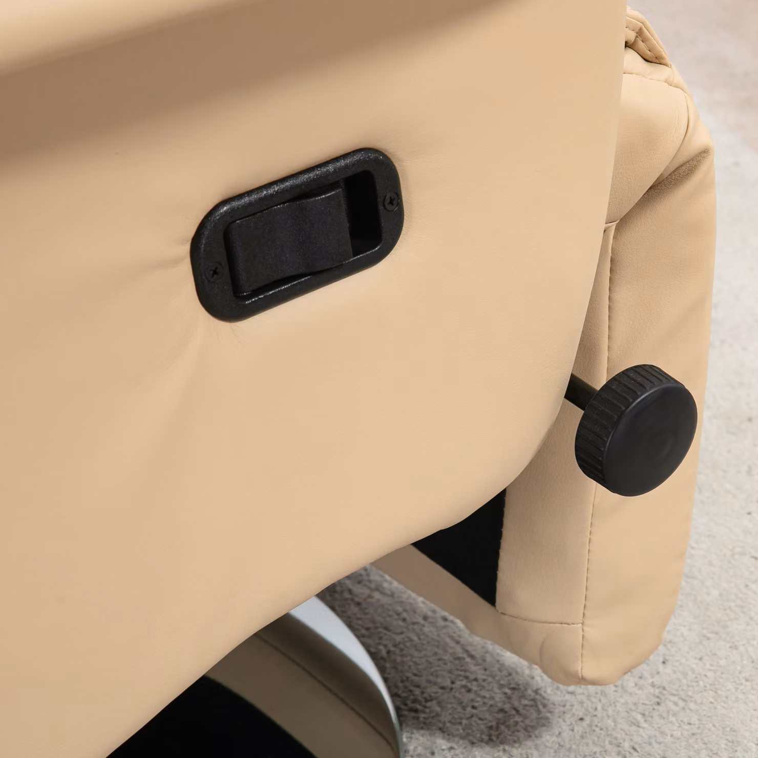 HOMCOM Adjustable Swivel Recliner Chair with Footrest and Padded Arms in Beige PU Leather – 2