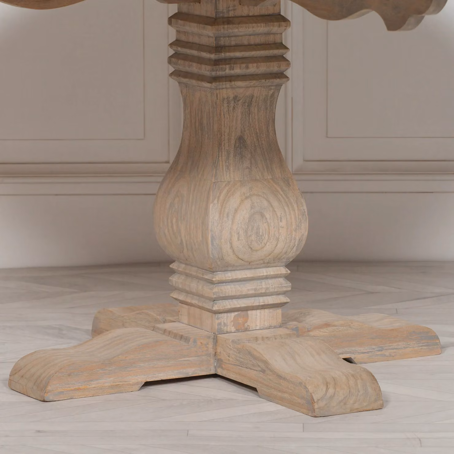 Glasstone Rustic Round Wooden Pedestal Dining Table in Brown, Diameter: 151.5 cm, Height: 78 cm – 2