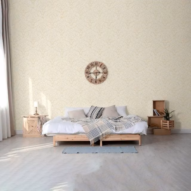 SK Filson Botanical Floral Damask Wallpaper in Beige and White