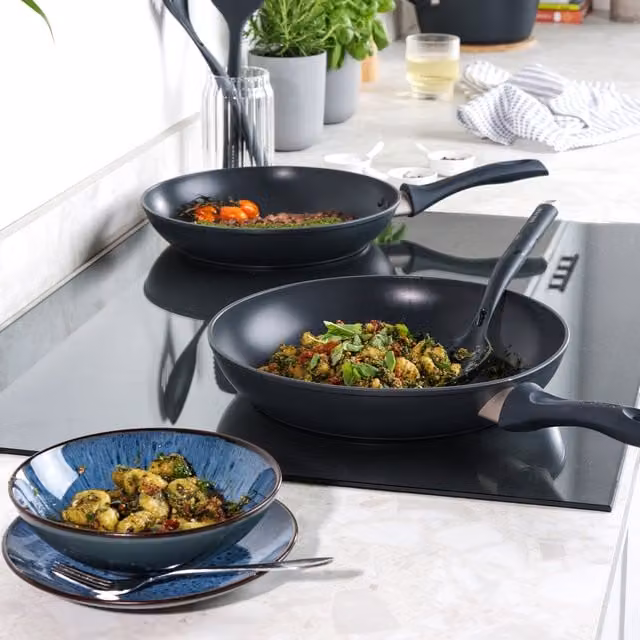 Salter Marino Non-Stick Aluminium Frying Pan, Black, Diameter: 30 cm