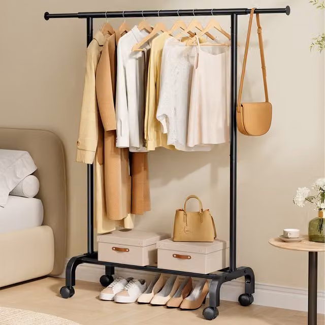 SONGMICS Extendable Wheeled Clothes Rail in Black