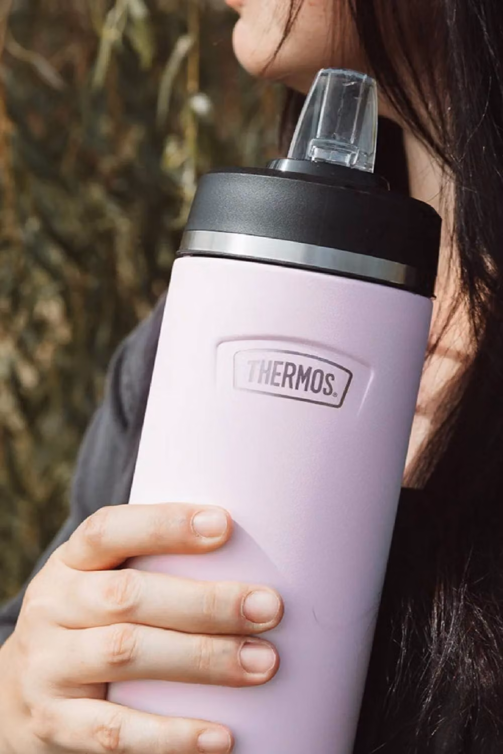 Thermos Icon Series Vacuum Insulated Stainless Steel Water Bottle with Flip Straw, 940ml, Pink – 2