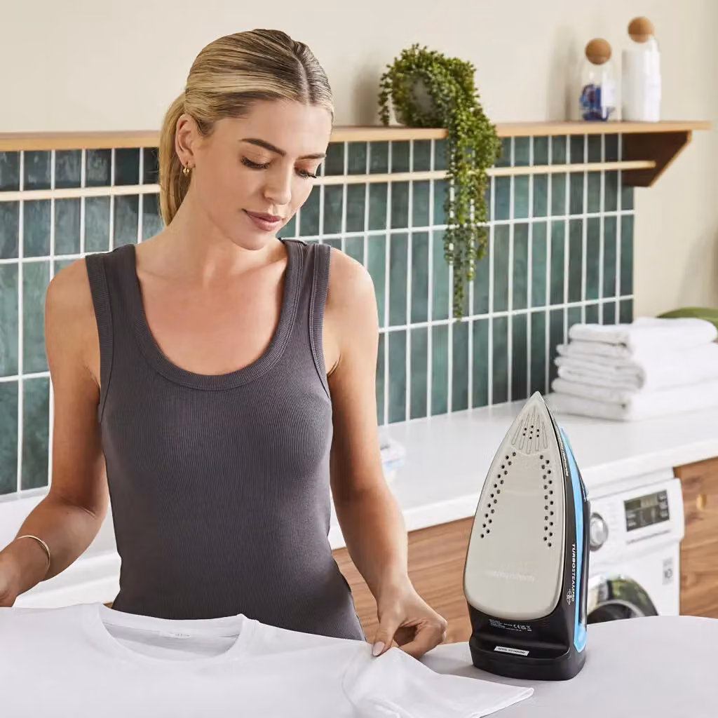 Morphy Richards Turbosteam Pro Digital Intellitemp Steam Iron in Blue – 3