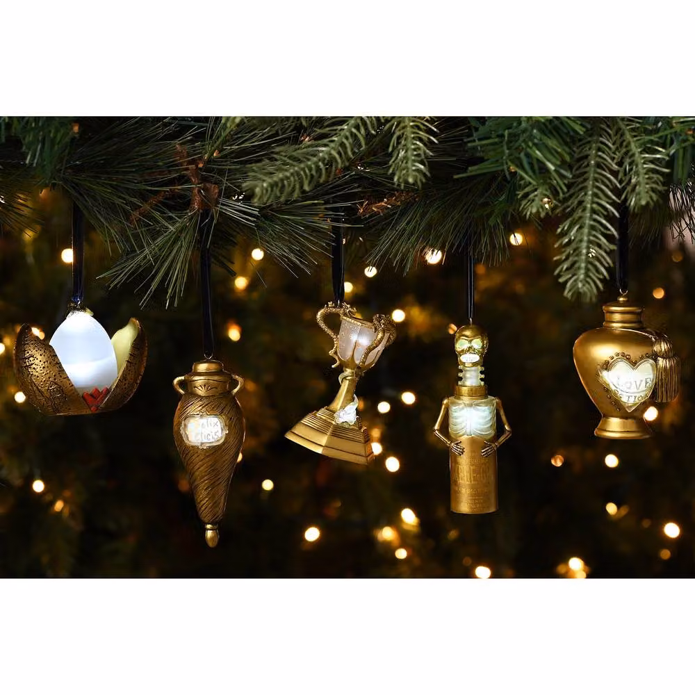 Warner Bros Harry Potter Alumni Skelegro Gold Metal LED Hanging Pendant Decoration – 3