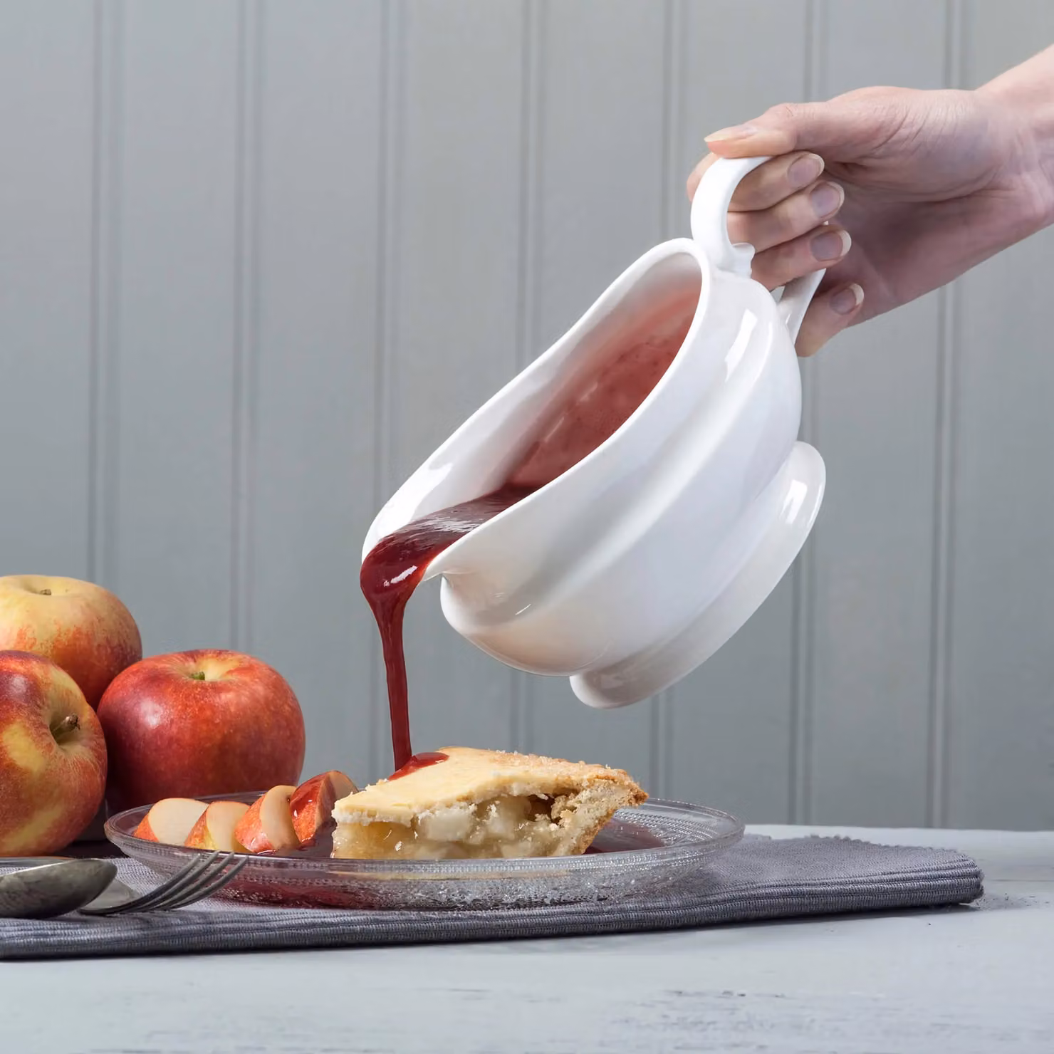 WM Bartleet & Sons 1750 T194 Traditional Porcelain Drip-Free Gravy and Sauce Boat, White, 240ml – 3