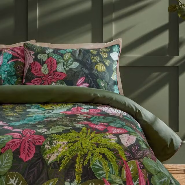 Paoletti Veadeiros Reversible Exotic Floral Cotton Pillowcase Pair in Green and Pink