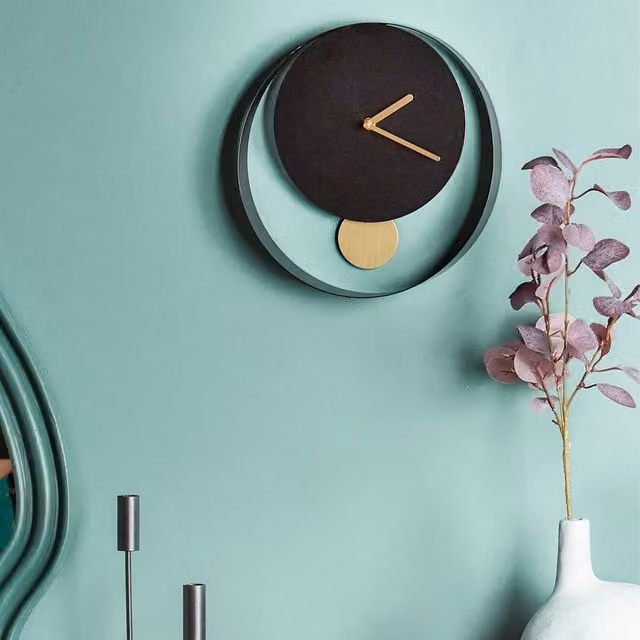 Wyld and Coco Black and Gold Minimalist Round Analog Wall Clock, Diameter: 30 cm