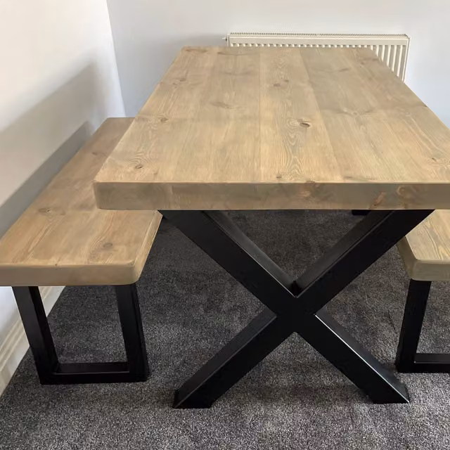 TRL Handmade Furniture Rugger Brown Chunky Rustic Dining Table and Bench Set in Grey Wash, W: 200 cm