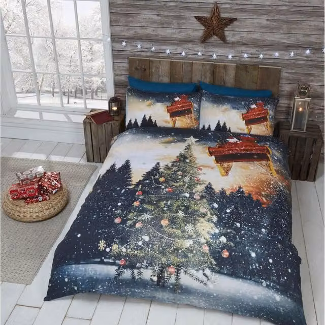Rapport Christmas Northern Lights Duvet Cover and Pillowcase Set, Black and Multicolour, 2.0 Piece
