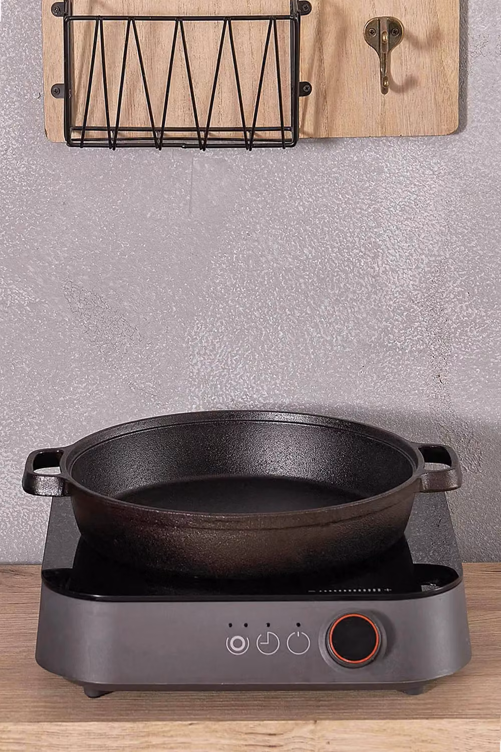 Living and Home Pre-Seasoned Cast Iron Frying Pan Griddle in Black, W: 35 cm, H: 7 cm – 2