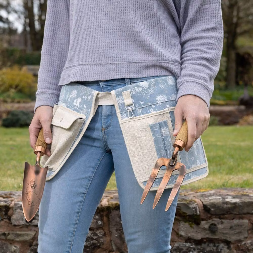 Beatrix Potter Peter Rabbit 3 Piece Garden Belt Tidy Bag and Tool Set in Baby Blue – 2