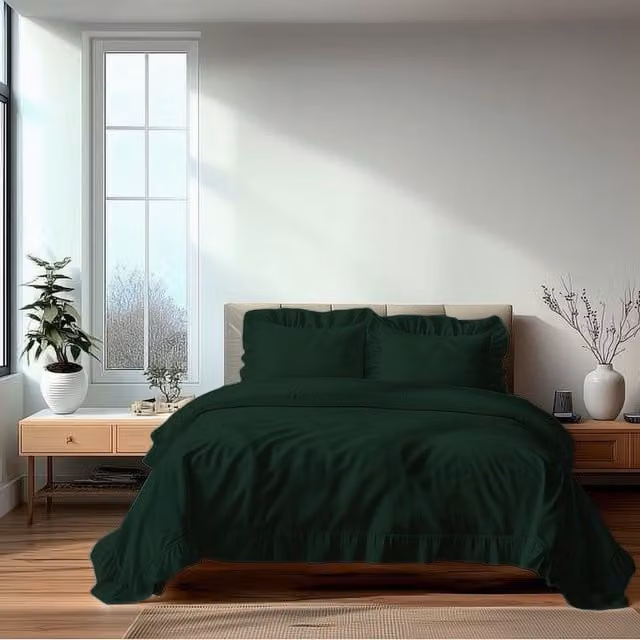 Snug City Double Polycotton Duvet Cover and Pillowcase Set in Green – 1