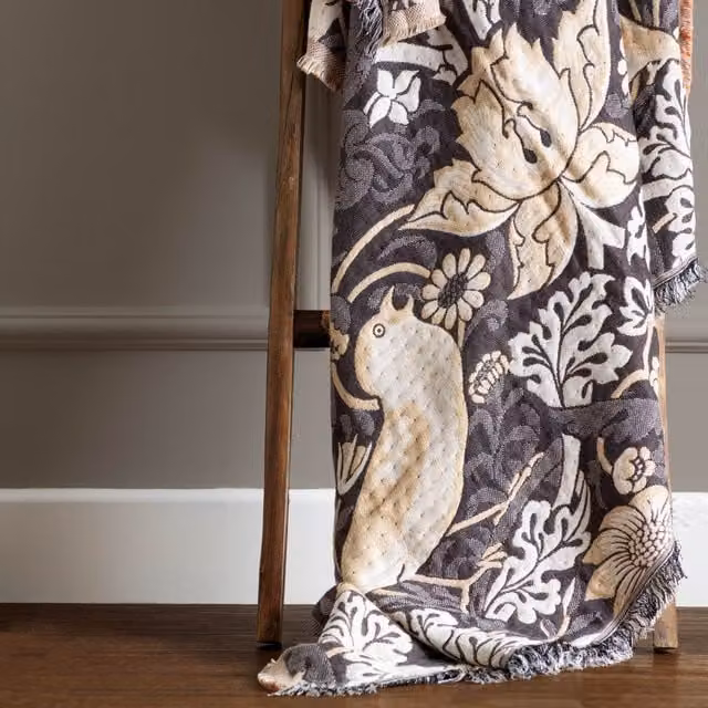 Morris & Co. Strawberry Thief Jacquard Throw with Fringes, Biscuit, W: 130 cm x D: 170 cm