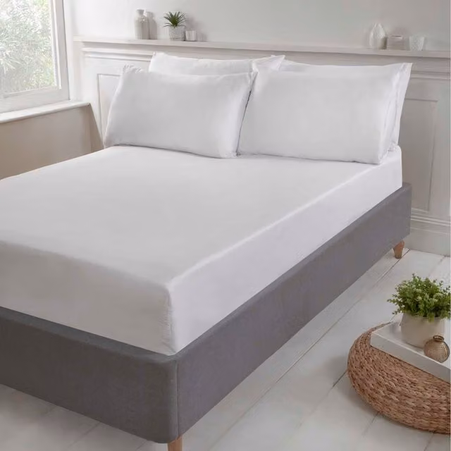 Rapport Home White Polycotton Percale Fitted Sheets, W/D/H: 140 x 200 x 40.6 cm