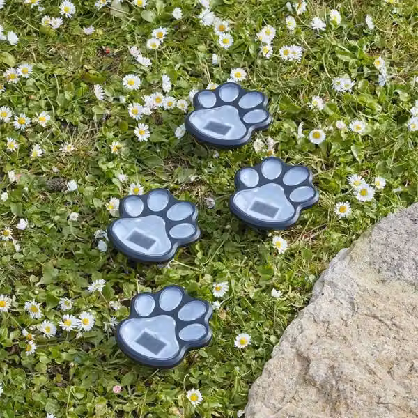 Marco Paul 4 Pack of White Solar Powered LED Paw Print Garden Stake Lights with Black Ground Spikes – 2