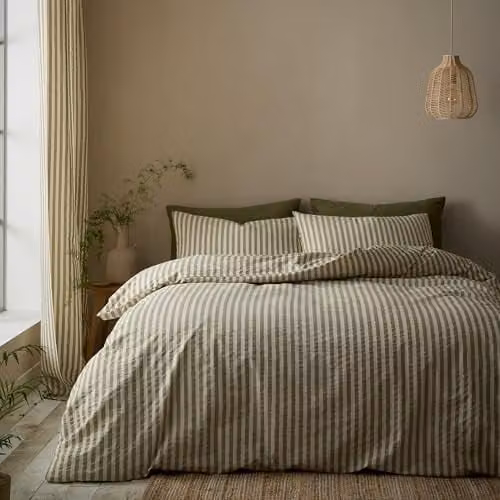 Pineapple Elephant Green Woven Stripe Cotton Rich Double Duvet Cover Set with Pillowcases – 1