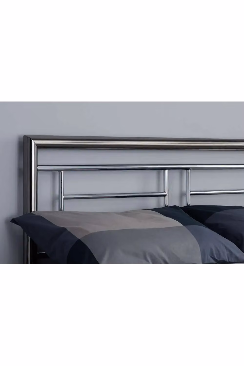 Birlea Montana Modern Metal Bed in Silver, W/D/H: 140 x 200 x 144.7 cm – 2