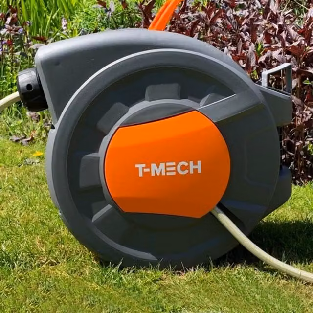 T Mech 30m Retractable Wall-Mounted Hosepipe with Wall Bracket, Grey