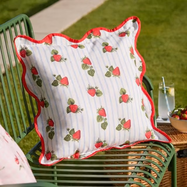 Furn Fruits Strawberries Striped Outdoor Cushion in Blue and White, W/D/H: 45 x 45 x 1 cm – 1