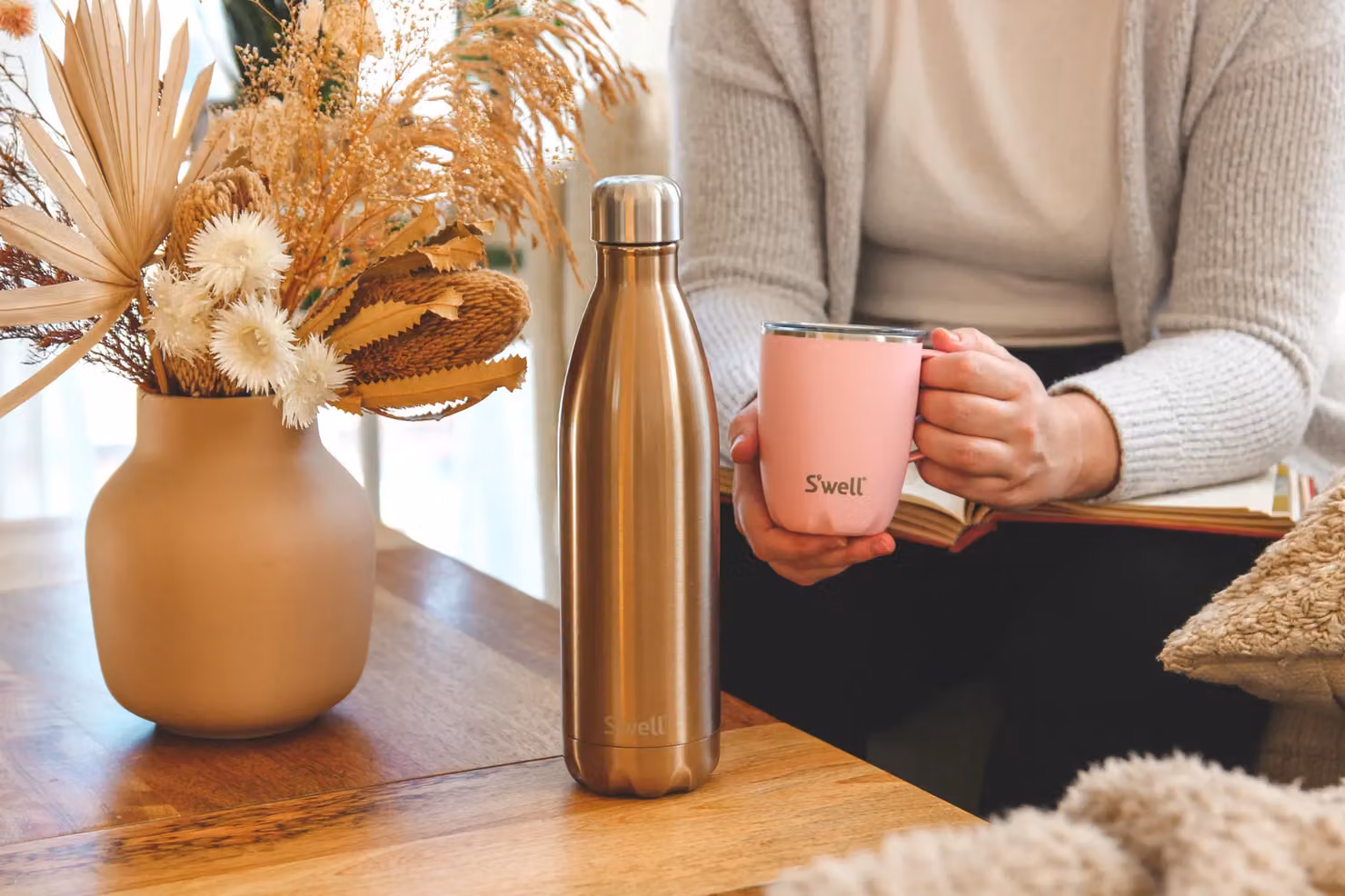 S'well Original Vacuum-Insulated Stainless Steel Water Bottle, Pyrite Gold, 500ml – 3