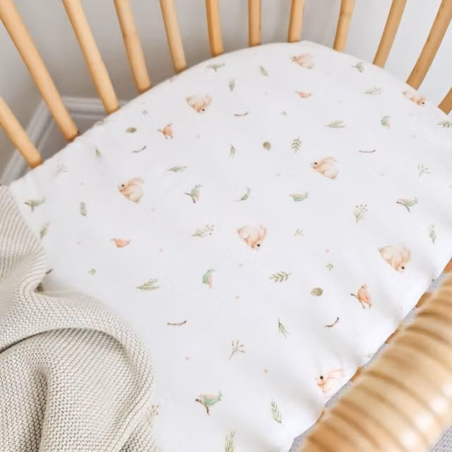 Minky Myles Baby White Cotton Bunny Graphic Fitted Moses Basket Sheet