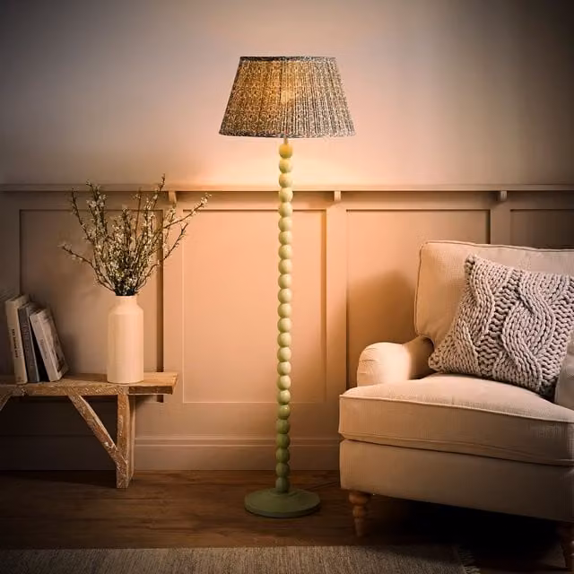 ValueLights Bobbin Floor Lamp with Floral Pleated Fabric Shade and Bulb in Green and Wood – 1