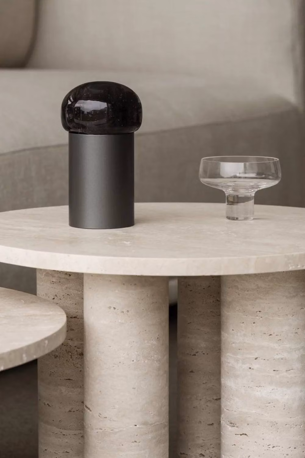 Blomus IRIS Dimmable LED Battery Table Lamp in Gunmetal Dark Grey – 4